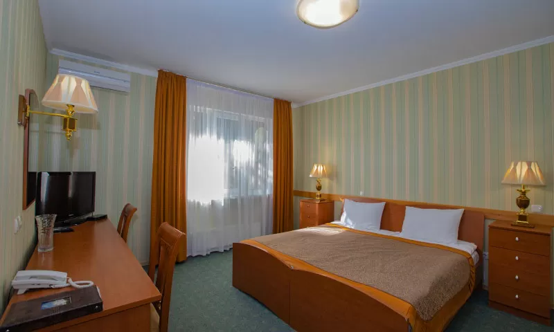 Номер стандарт 1 категории в санатории Вилла Арнест в городе Кисловодске - фотография