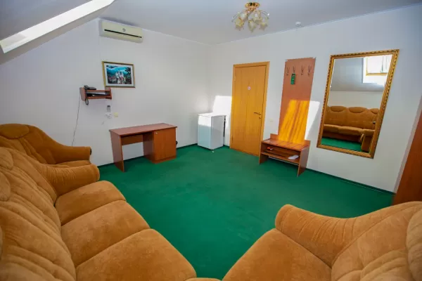 Люкс в санатории Вилла Арнест в городе Кисловодске - фотография