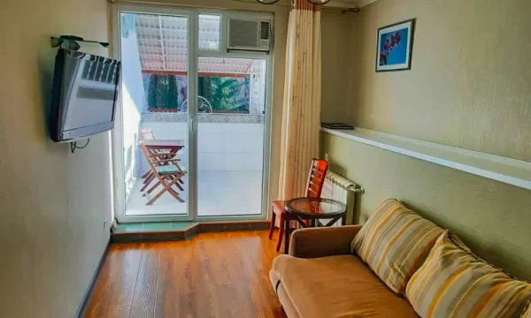 Номер стандарт семейный 1 категории в санатории Вилла Арнест в городе Кисловодске - фотография