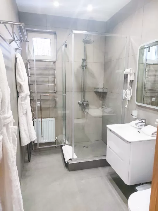 Номер «Стандарт» в коттеджах в санатории «Вилла Арнест» в Кисловодске - фотография