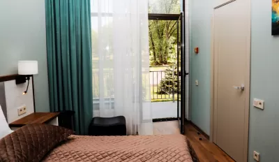 Номер «Люкс Комфорт София» в санатории «Вилла Арнест» в г. Кисловодске - фотография