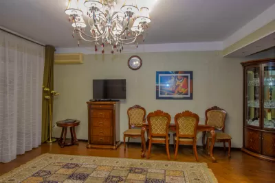 Номер «Люкс Комфорт» в санатории Вилла Арнест в городе Кисловодске - фотография