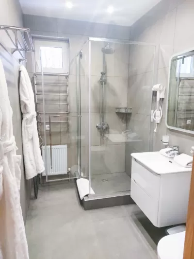 Номер «Стандарт» в коттеджах в санатории «Вилла Арнест» в Кисловодске - фотография